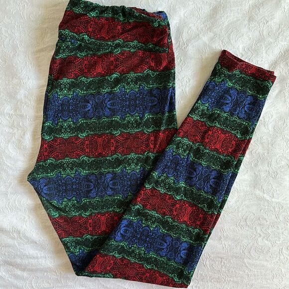 LuLaRoe TC Leggings Plus Size Christmas Red Green Blue - Picture 1 of 8
